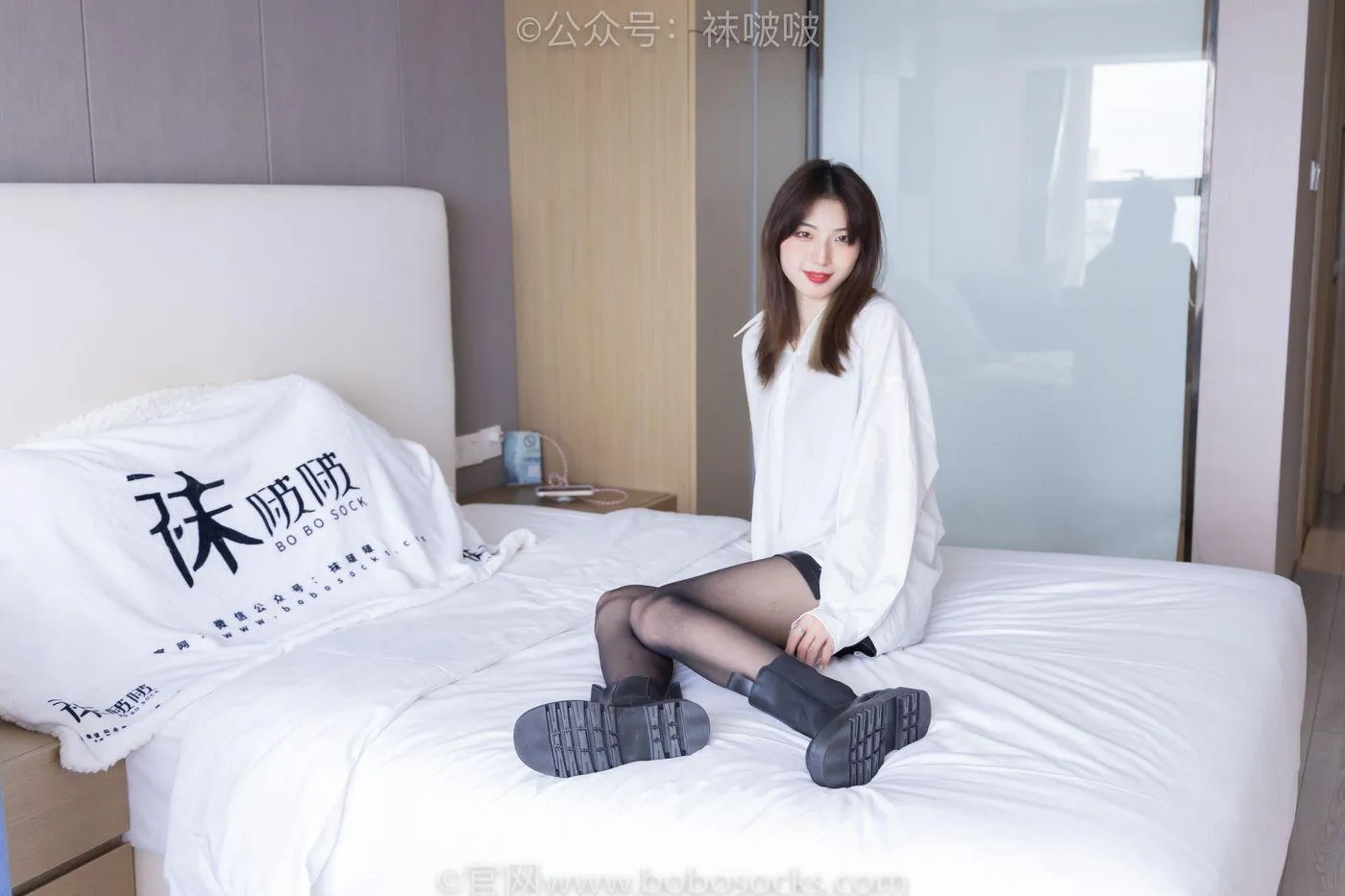 [BoBoSocks袜啵啵]NO.046 枫枫-短靴、黑丝 [135P]插图5
